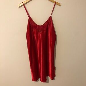Vintage Dentelle Red Chemise Nightgown Size XL
New with tags